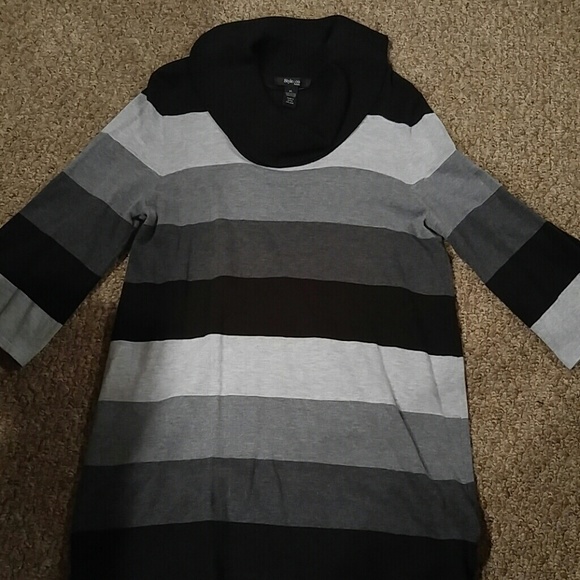 Style & Co Tunic Sweater - Picture 4 of 4